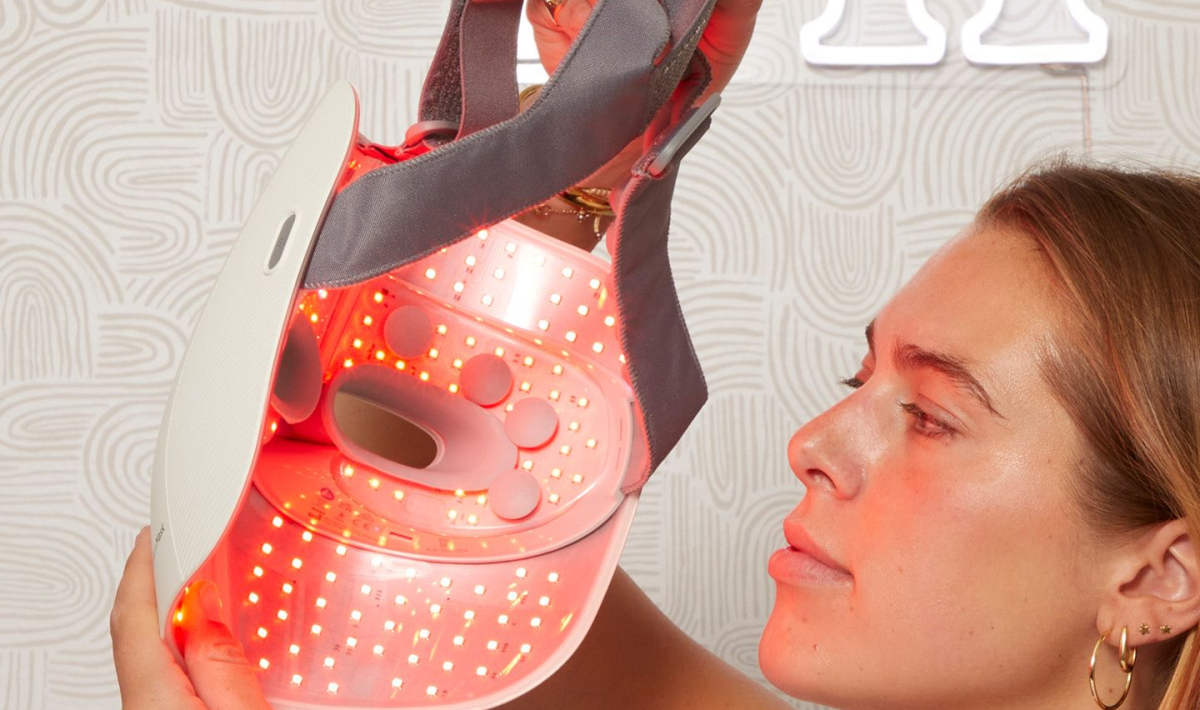 5 Best LED Face Masks for Fighting Acne and Wrinkles